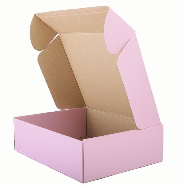 4C Offset Gift Packaging Boxes Pink 157gsm Paperboard CMYK For Clothes